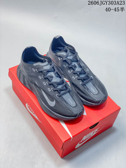 Nike Ava Rover Low-Top Running Shoes in Charcoal