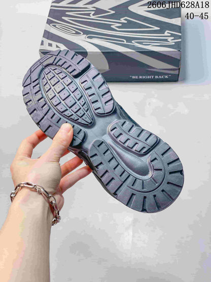 Off-White Be Right Back Low-Top Sneakers in Gray 611380ASWPR