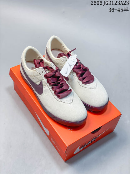Nike Astro Grabber Low-Top Sneakers IQ3367-299