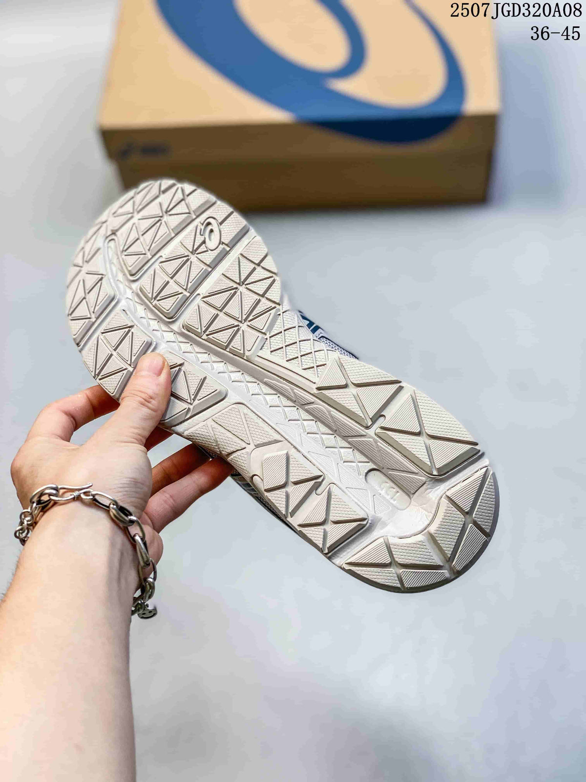 ASICS Gel-Contend 4 Grey Running Shoes