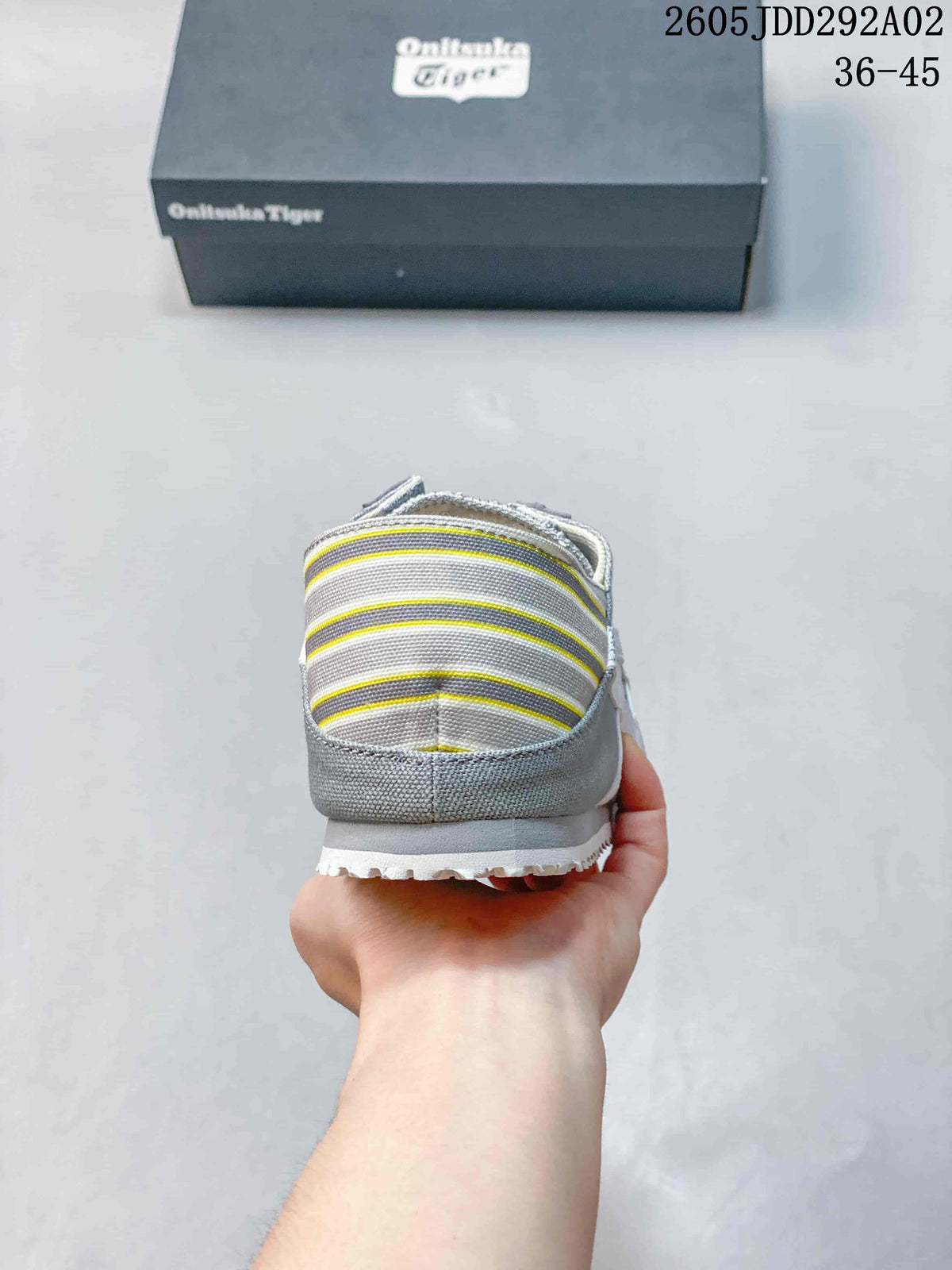 Onitsuka Tiger Mexico Paraty Slip-On Sneakers, Gray