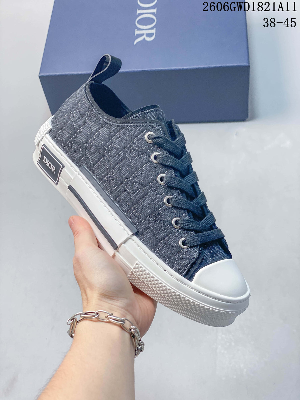 Dior B23 Low-Top Sneakers in Gray