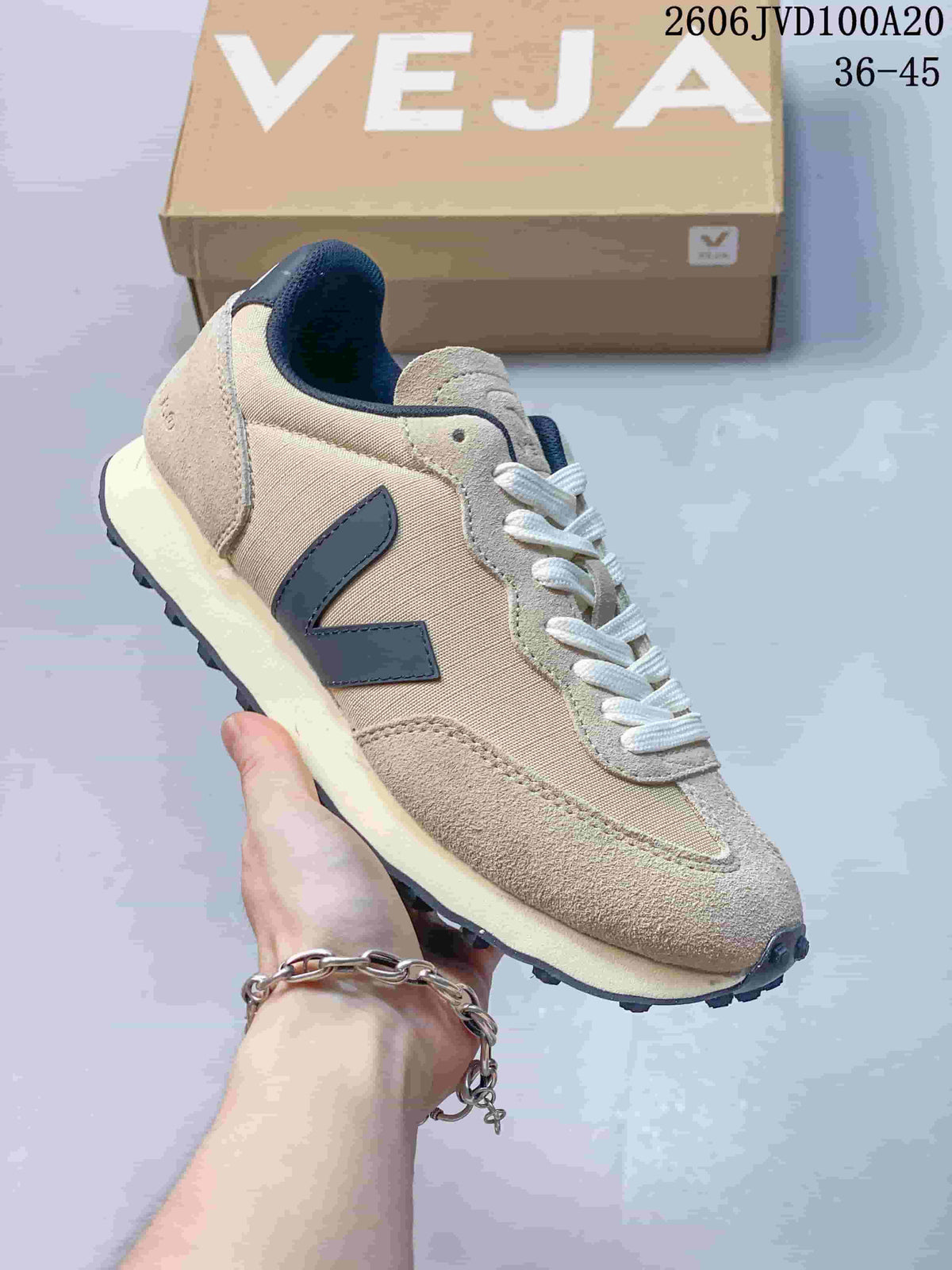 Veja Esplar Low Sneakers Beige Navy 06JVD100A20