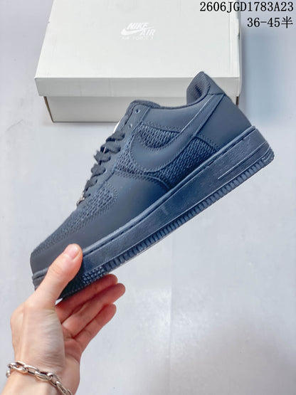 Nike Air Force 1 '07 Low Sneakers in Dark Gray