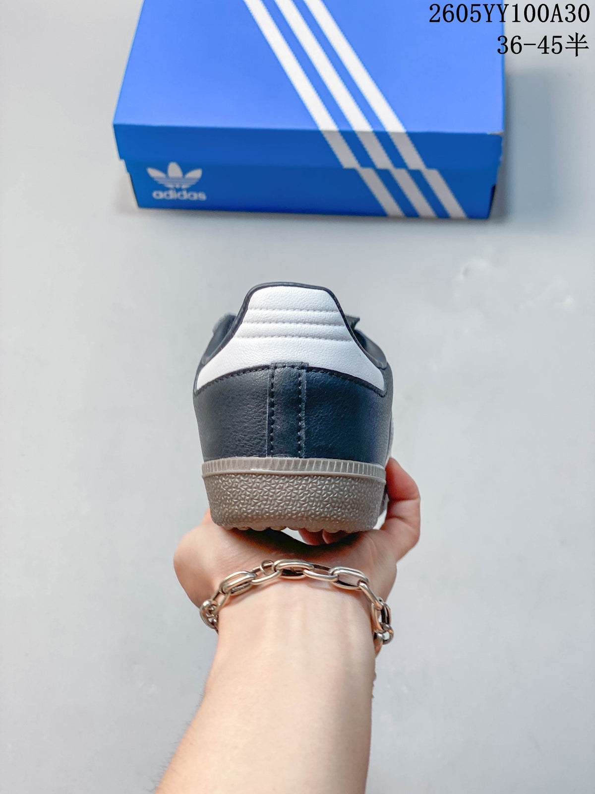 adidas Samba OG Low-Top Sneakers, Charcoal and White