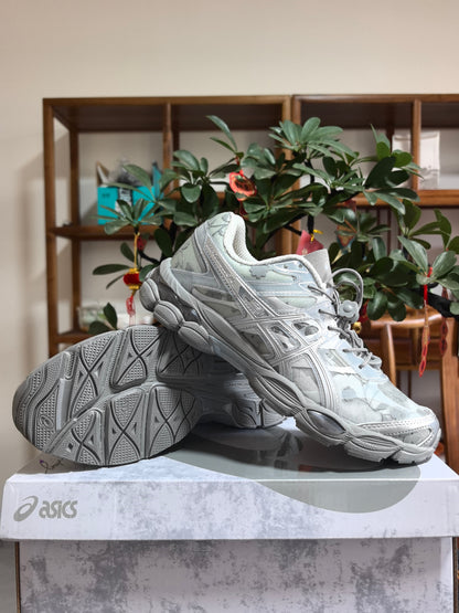 ASICS GEL-B3 Sneakers in Grey and Silver