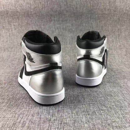 Jordan Air Jordan 1 Silver Toe High-Top Sneakers CD0461-001