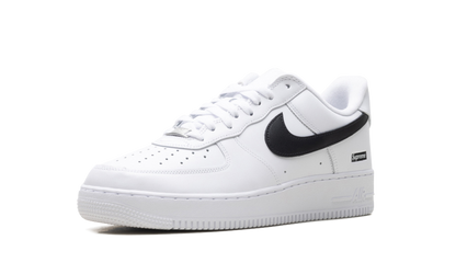 Nike Air Force 1 Low Supreme White Black
