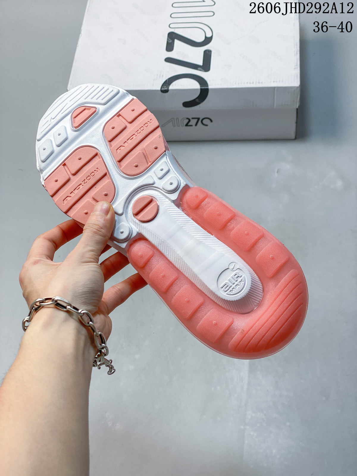 Nike Air Max 270 Running Shoes in Pink