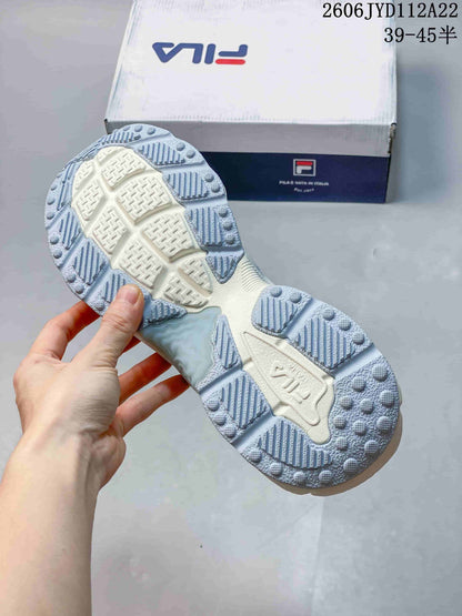 FILA 612520ASUOI Retro Chunky Sneakers in White and Blue
