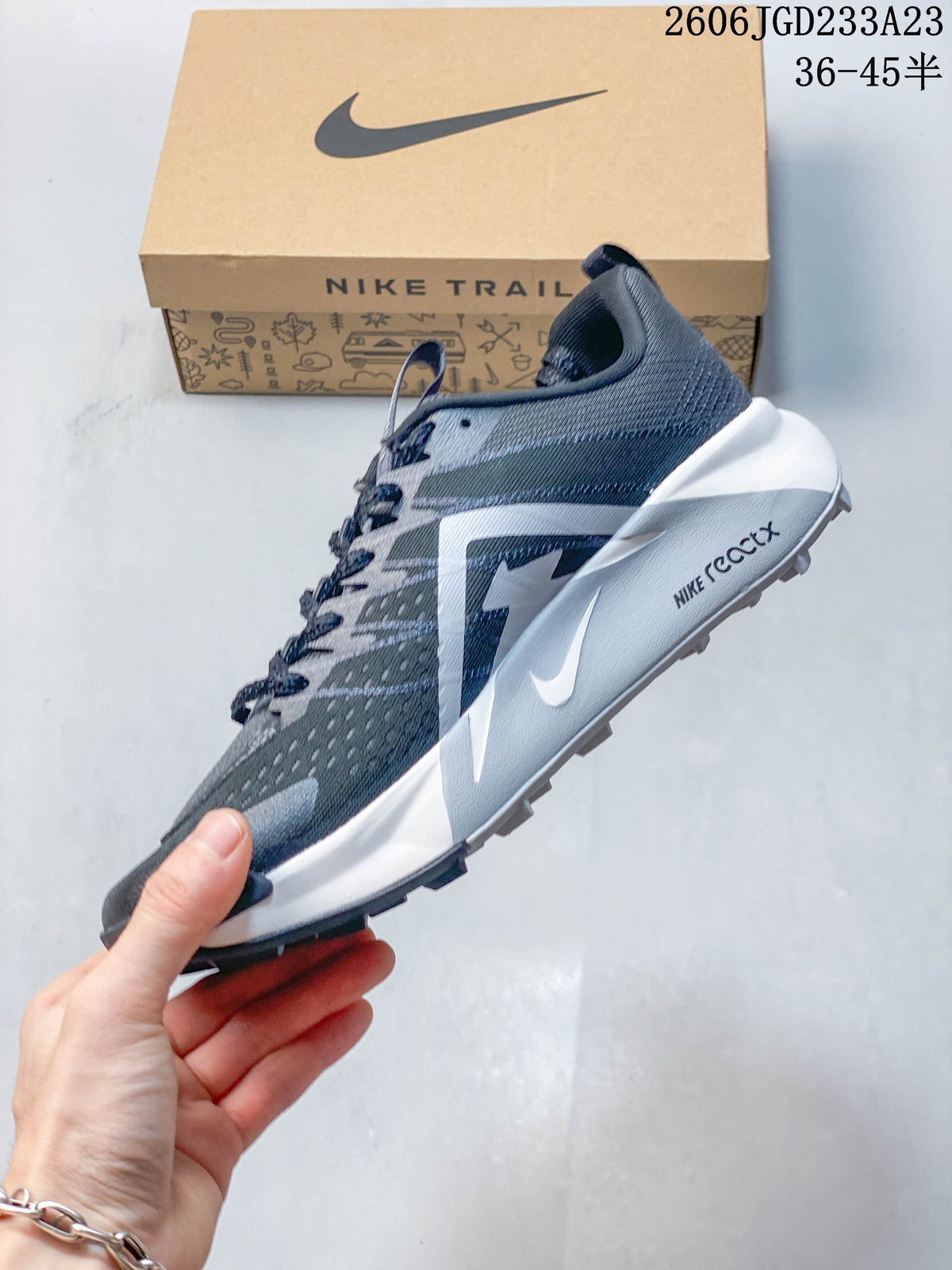 Nike Wildhorse 10 Trail Running Shoes, Gray