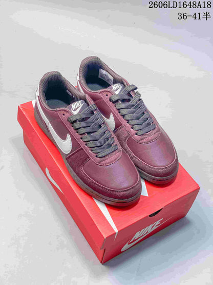 Nike Field General 82 SP Low-Top Sneakers in Burgundy