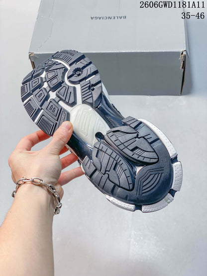 Balenciaga Runner Gradient Low-Top Sneakers, White and Navy
