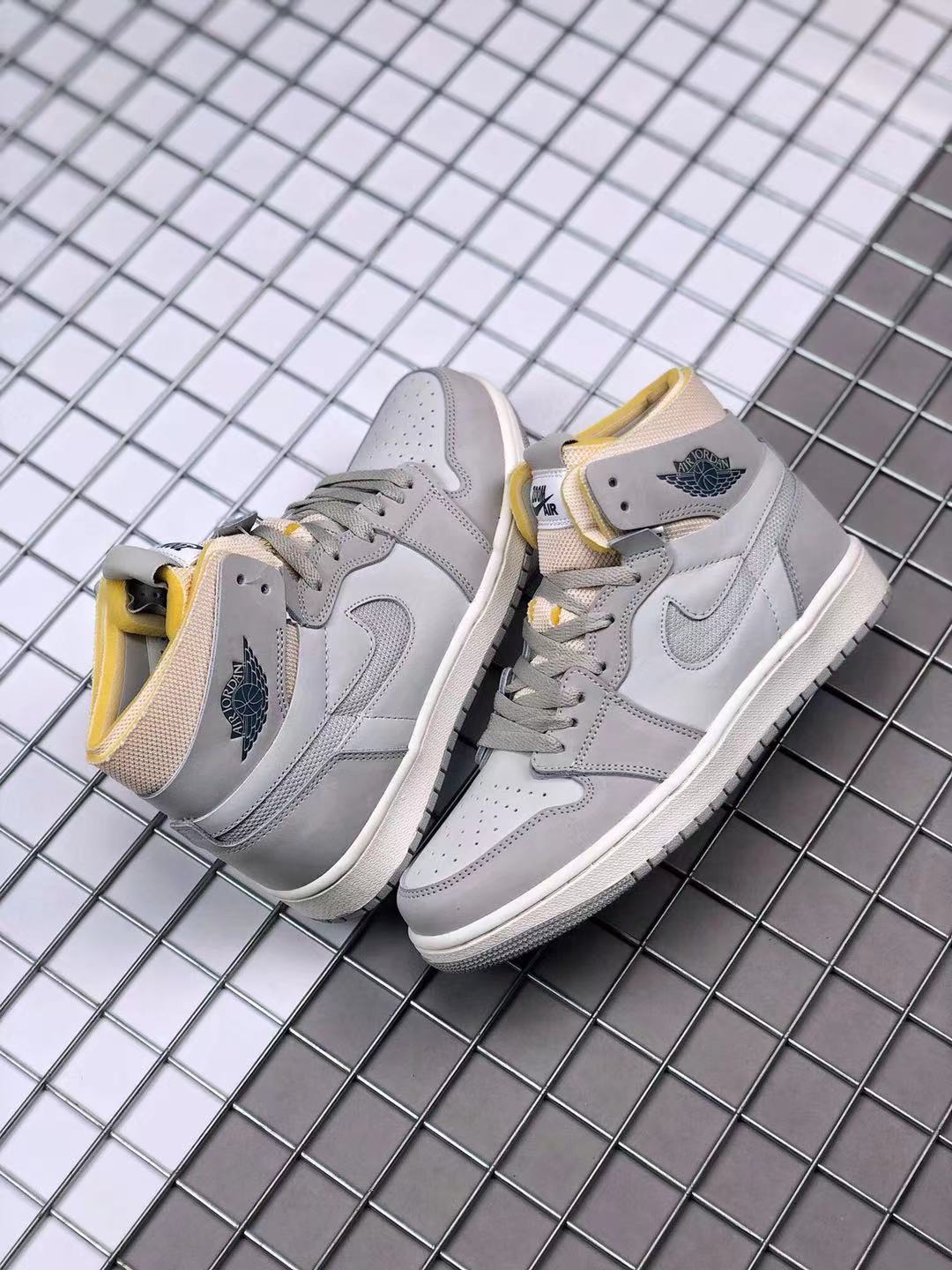Jordan Air Jordan 1 Zoom Comfort London Sneakers Grey DH4268-001