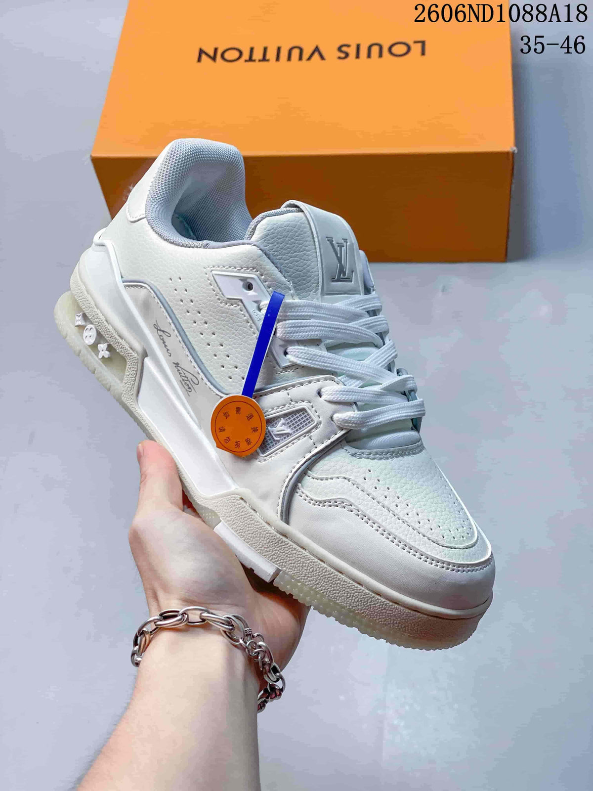 Louis Vuitton Trainer Low-Top Sneakers in White