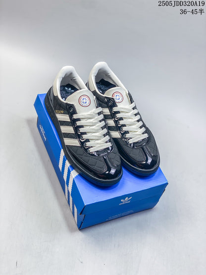 Adidas Originals Gazelle Indoor Sneakers Black and White