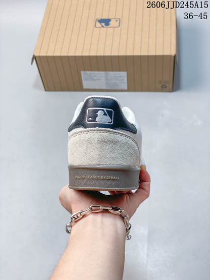 MLB Los Angeles Dodgers Low-Top Casual Sneakers, White and Gray