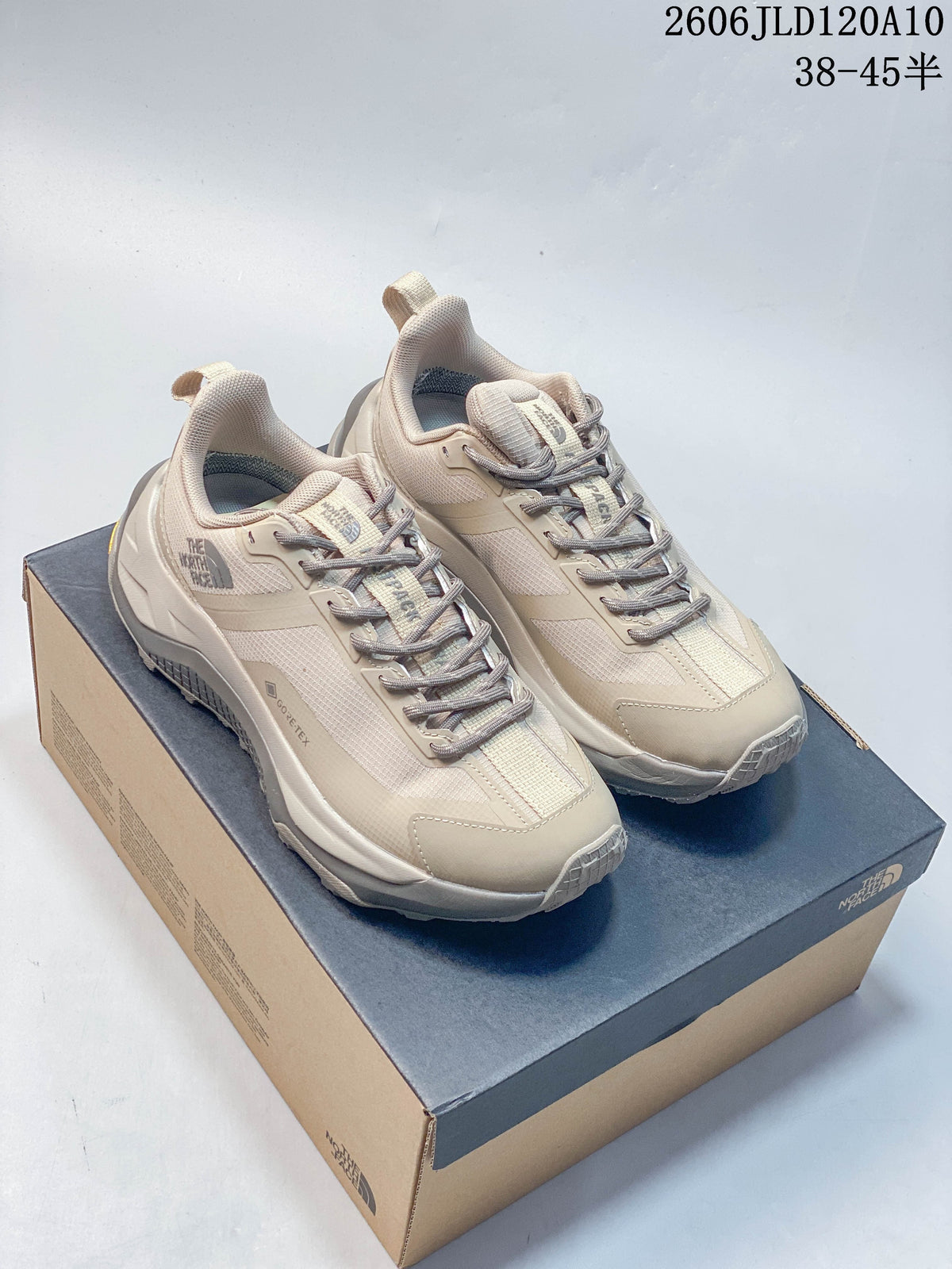 The North Face Fastpack Ultra Low-Top Hiking Shoes, Beige