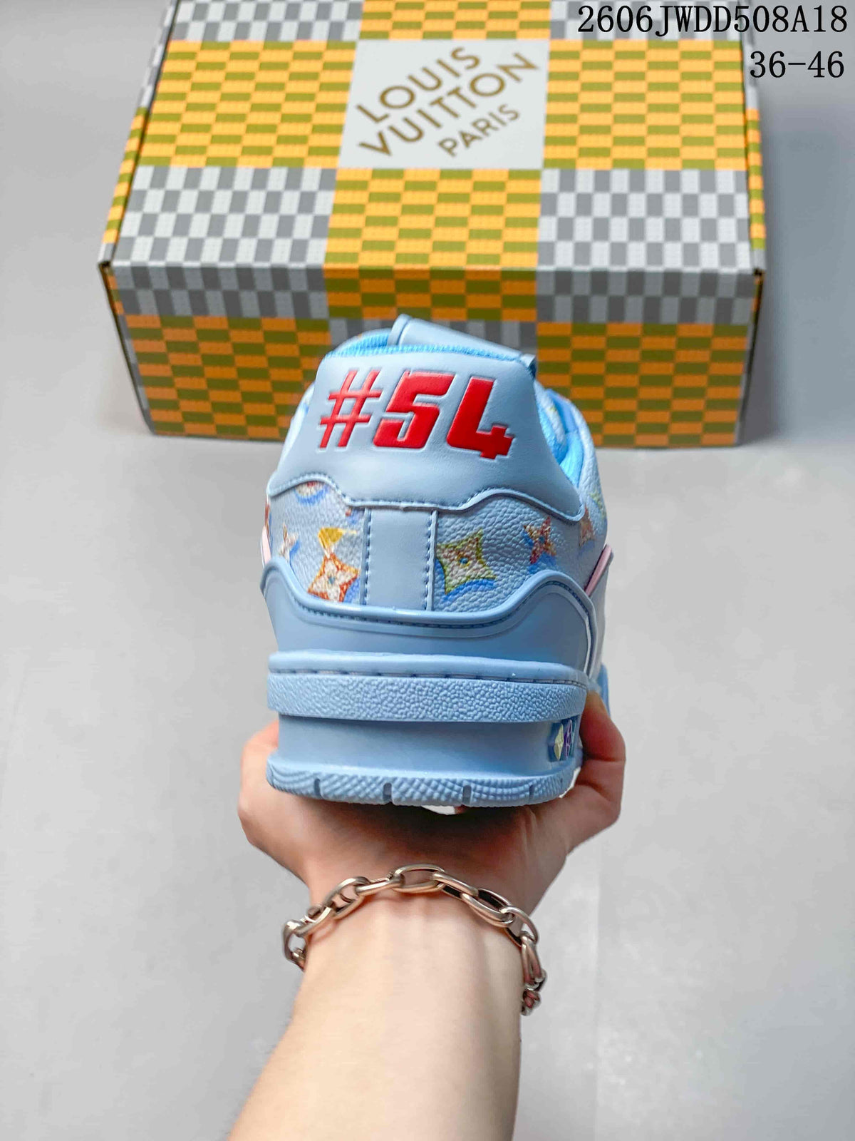 Louis Vuitton Trainer Low-Top Sneakers in Blue