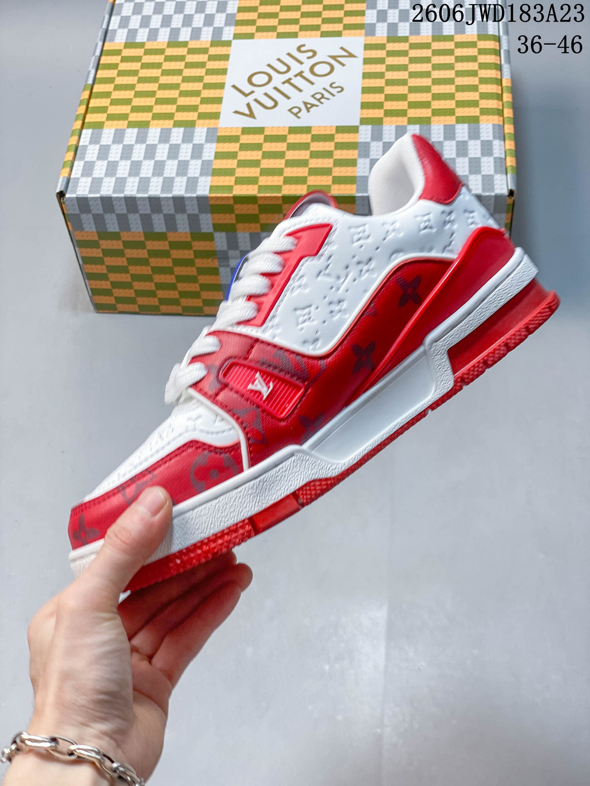 Louis Vuitton Trainer Low Sneakers in Red and White