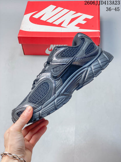Nike Air Zoom Winflo 12 Running Shoes, Charcoal