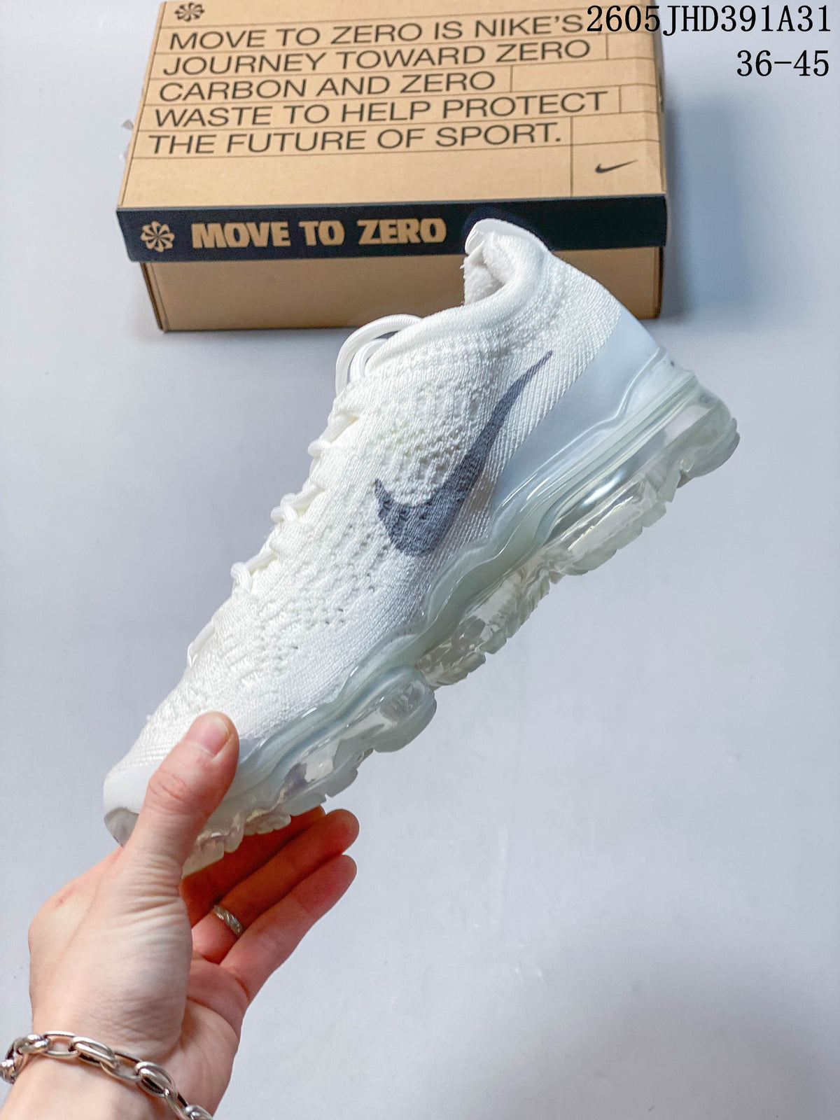 Nike Air VaporMax 2023 Flyknit White Running Shoes