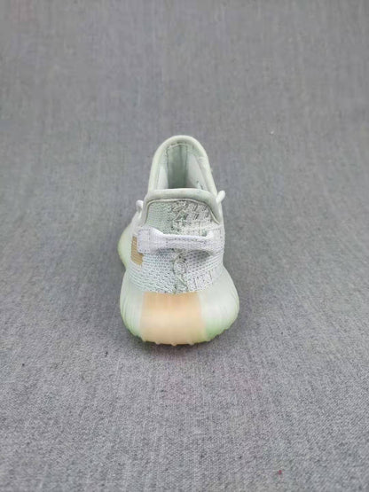Yeezy Boost 350 V2 Kids Sneakers, Light Neutral