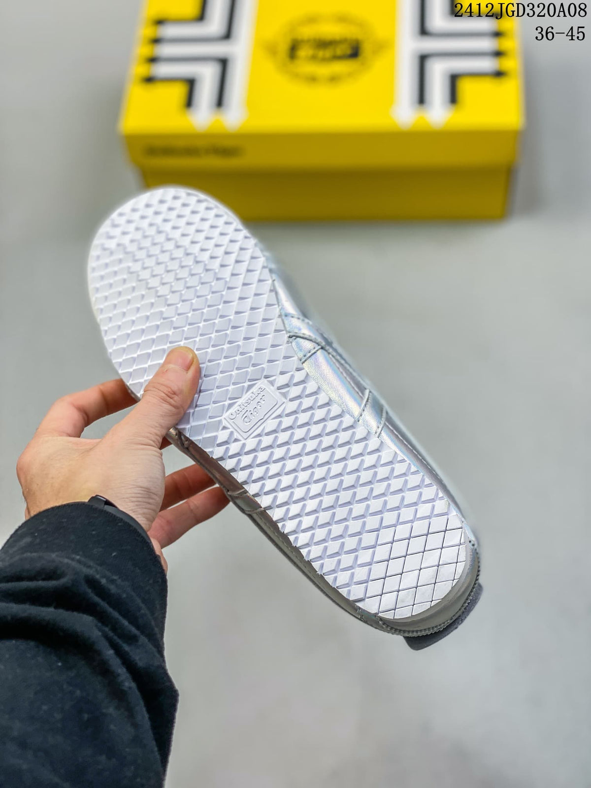 Onitsuka Tiger Mexico 66 SD Low-Top Sneakers, Iridescent Silver