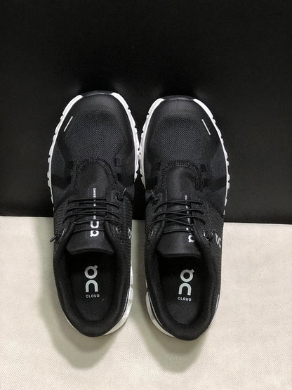 On Cloud 6 Black White Running Sneakers
