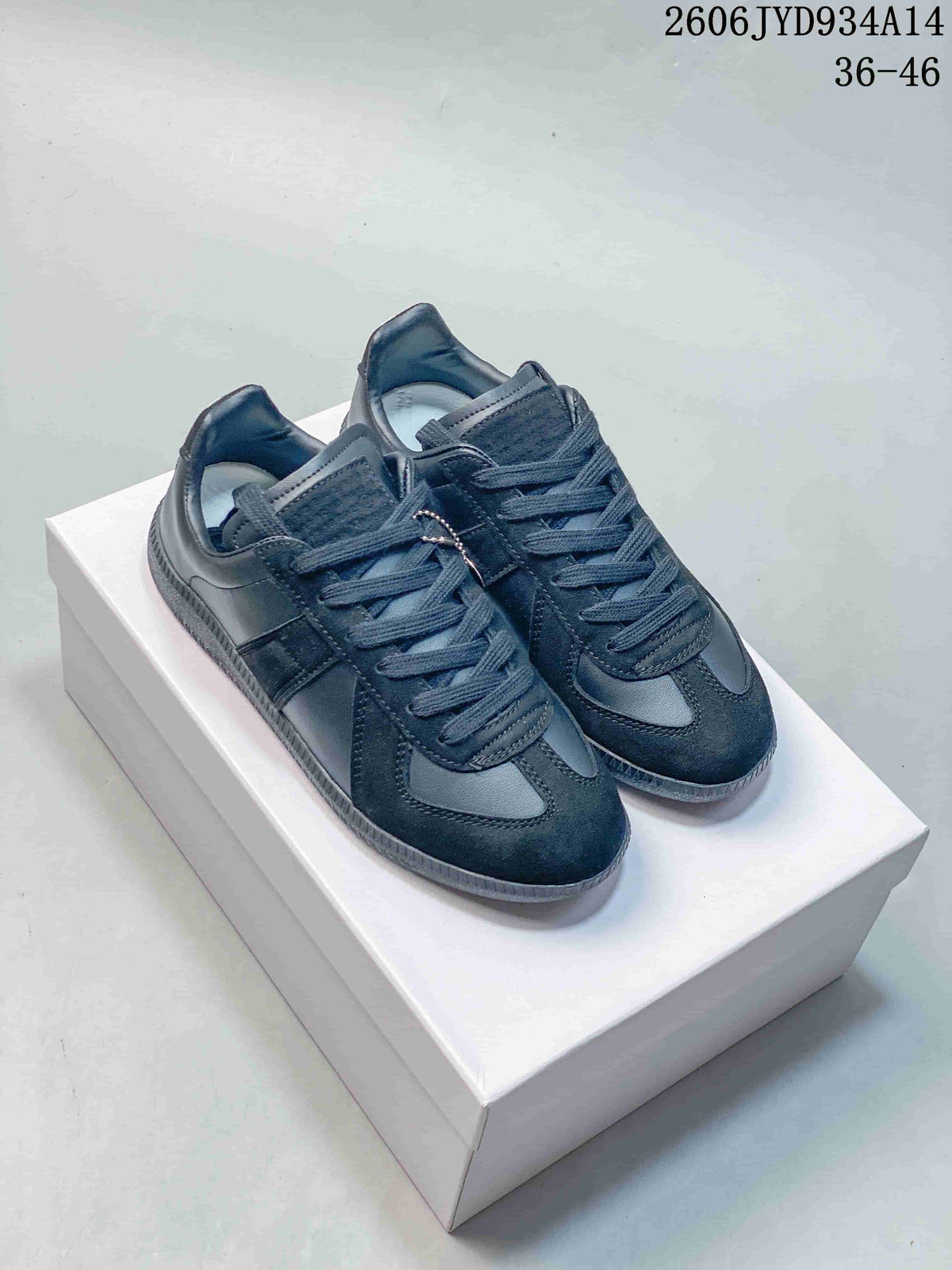 Maison Margiela Replica Low-Top Sneakers, Dark Navy