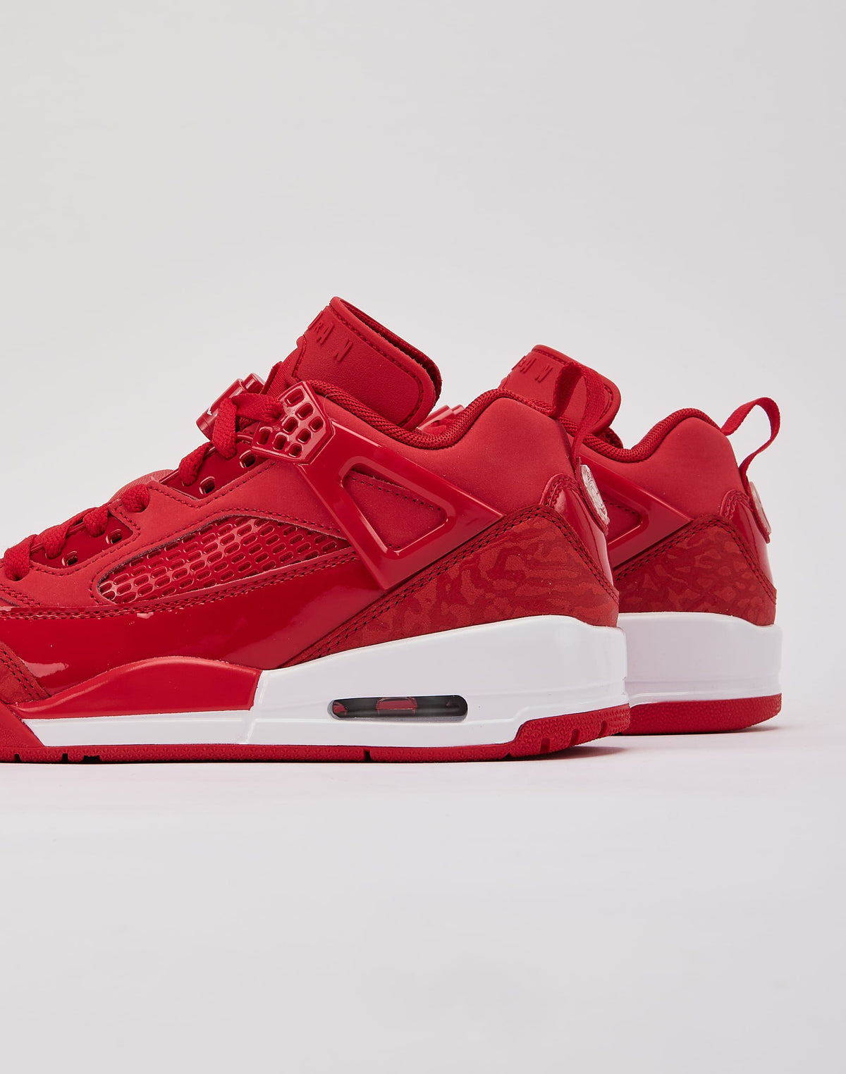 Jordan Spizike Low
