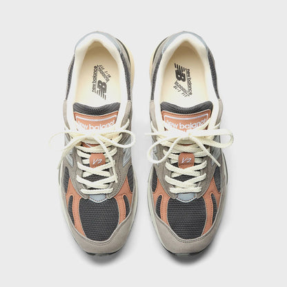 New Balance Made in UK 991v2 - Dove / Alloy / Silver