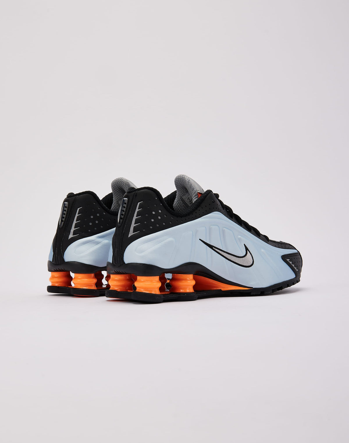 Nike Shox R4