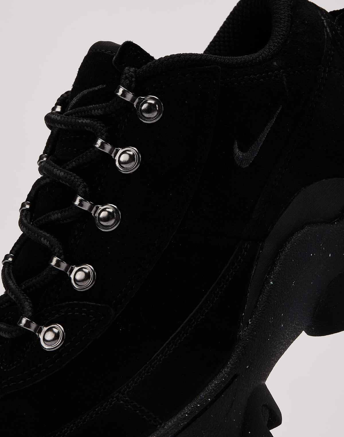 Nike Lahar Low