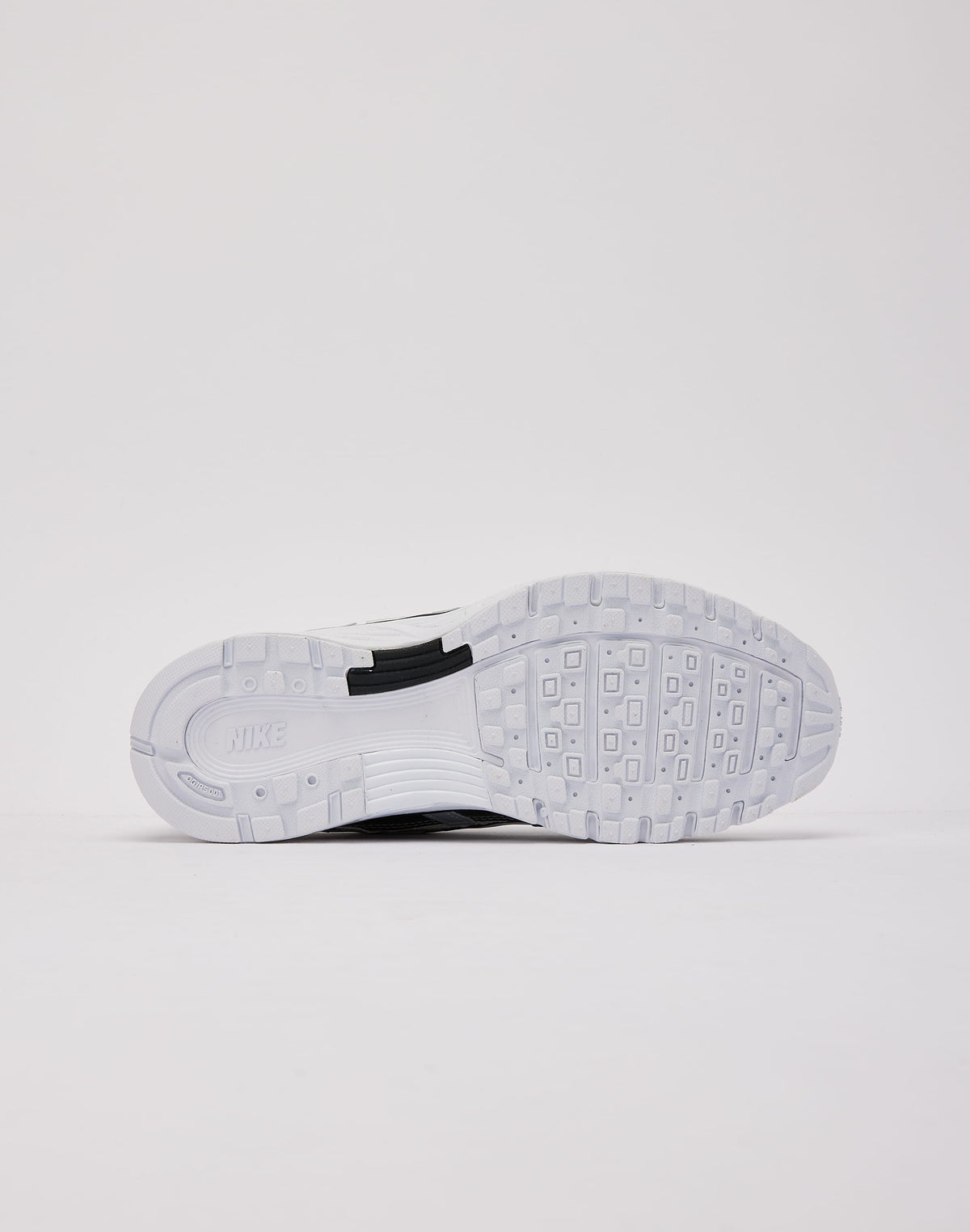 Nike P-6000