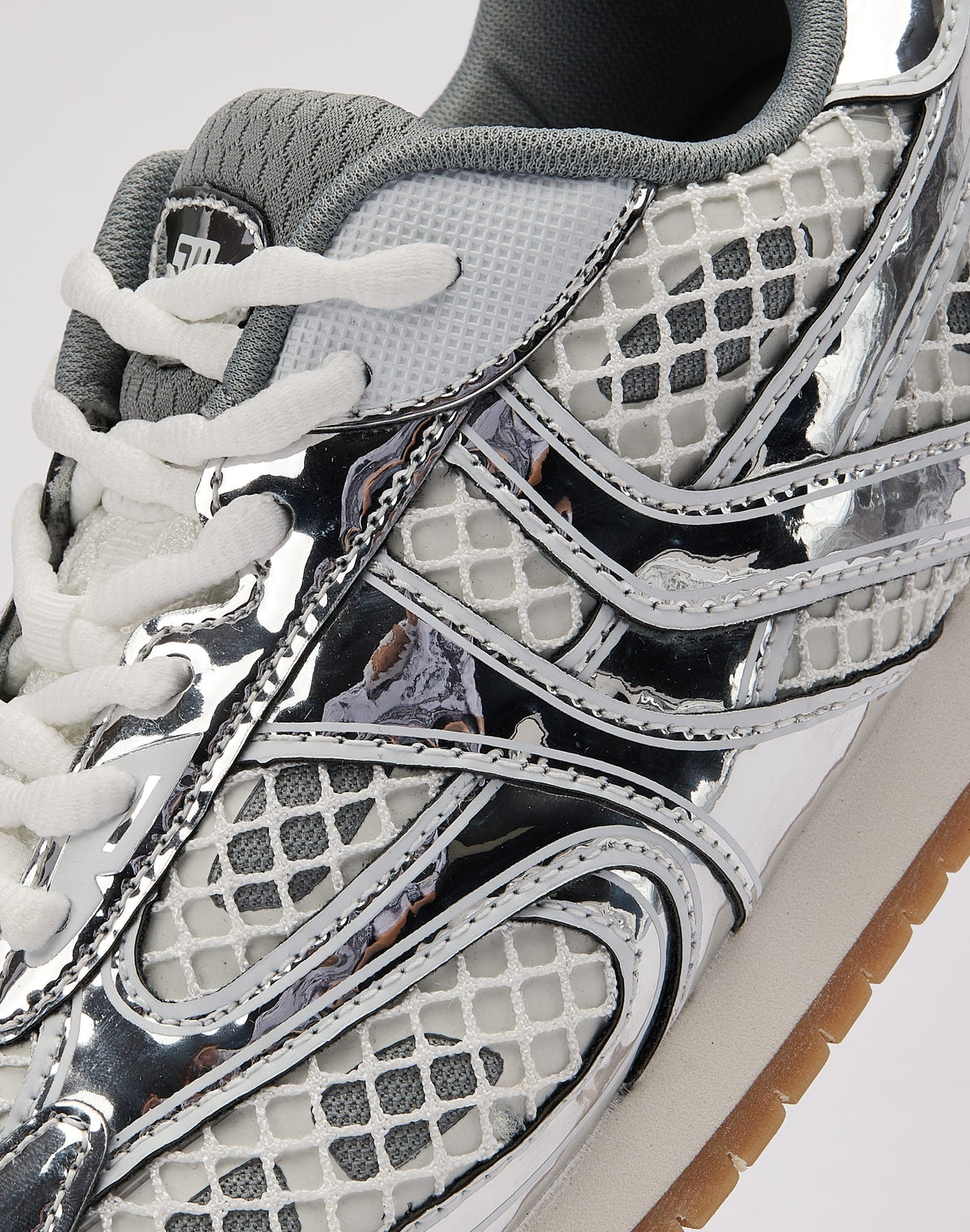 Steve Madden Pager