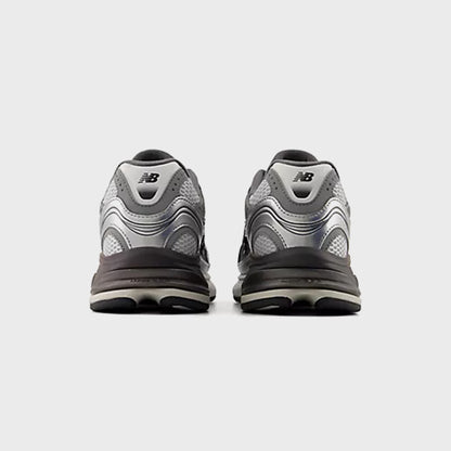New Balance 2010 - Black / Metallic Silver / Grey